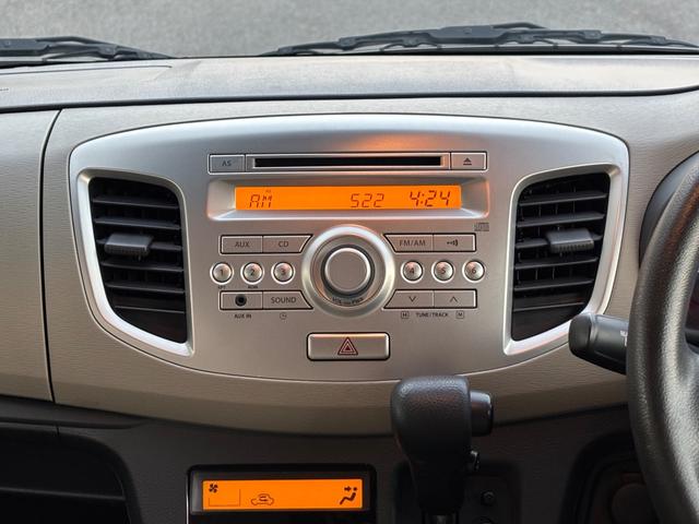 ワゴンR FX 禁煙車 記録簿 4WD フル装備 Wエアバック キーレス ABS シートヒーター フルフラットシート アイドリングストップ 電動格納ミラー 14インチアルミホイール(11枚目)