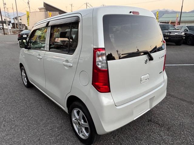 ワゴンR FX 禁煙車 記録簿 4WD フル装備 Wエアバック キーレス ABS シートヒーター フルフラットシート アイドリングストップ 電動格納ミラー 14インチアルミホイール(16枚目)