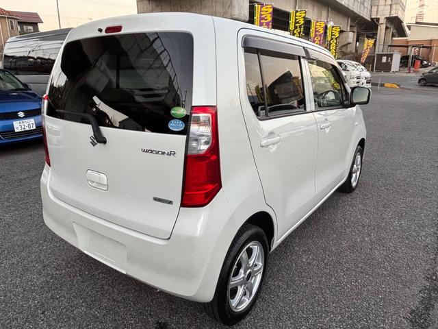 ワゴンR FX 禁煙車 記録簿 4WD フル装備 Wエアバック キーレス ABS シートヒーター フルフラットシート アイドリングストップ 電動格納ミラー 14インチアルミホイール(17枚目)