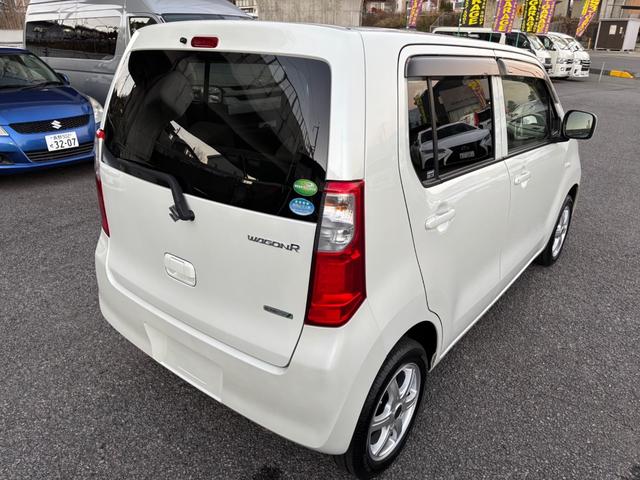 ワゴンR FX 禁煙車 記録簿 4WD フル装備 Wエアバック キーレス ABS シートヒーター フルフラットシート アイドリングストップ 電動格納ミラー 14インチアルミホイール(43枚目)