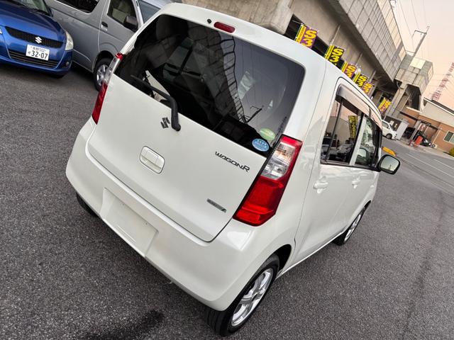 ワゴンR FX 禁煙車 記録簿 4WD フル装備 Wエアバック キーレス ABS シートヒーター フルフラットシート アイドリングストップ 電動格納ミラー 14インチアルミホイール(49枚目)