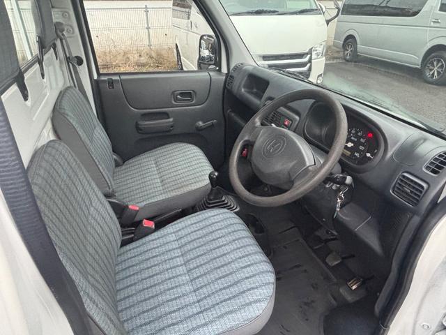 アクティトラック ＳＤＸ　記録簿　５ＭＴ　４ＷＤ　エアコン　タイヤ４本新品　作業灯　エアバック　パワステ（8枚目）