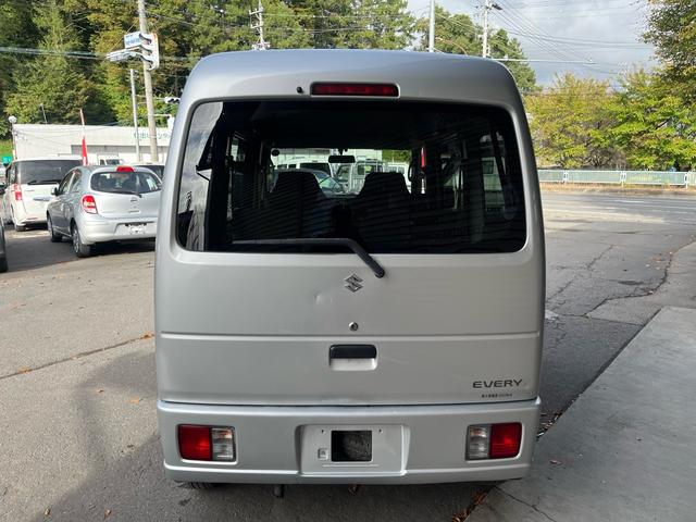 エブリイ ＰＣ　車検２年付き　アルミホイール　キーレス　ＥＴＣ　４ＷＤ　５速マニュアル　ＣＤプレイヤー（18枚目）