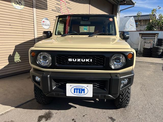 ジムニー XC 中古純正アルミスタッドレスセット付 エンジンスターター 社外アルミホイール オフロードタイヤ オプショングリル 革調社外シートカバー 8インチナビ バックカメラ アクティブクルコン シートヒーター(2枚目)