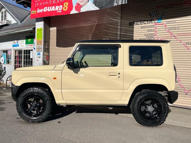 ジムニー XC 中古純正アルミスタッドレスセット付 エンジンスターター 社外アルミホイール オフロードタイヤ オプショングリル 革調社外シートカバー 8インチナビ バックカメラ アクティブクルコン シートヒーター(3枚目)