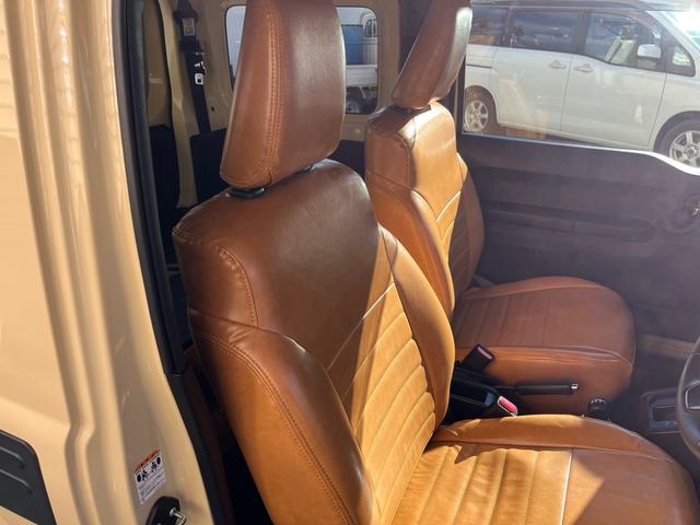 ジムニー XC 中古純正アルミスタッドレスセット付 エンジンスターター 社外アルミホイール オフロードタイヤ オプショングリル 革調社外シートカバー 8インチナビ バックカメラ アクティブクルコン シートヒーター(41枚目)