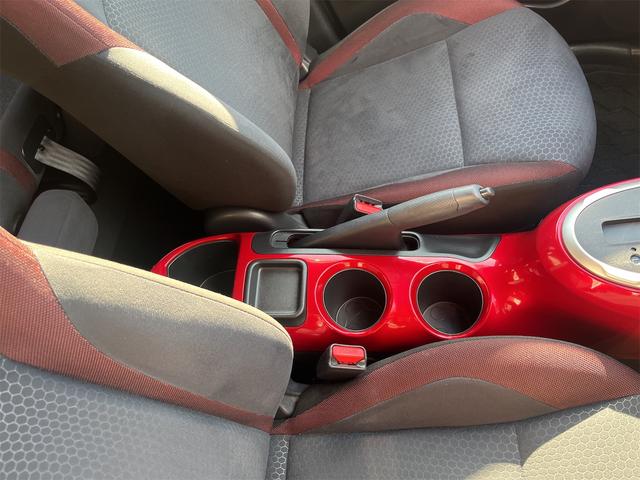 ジューク 15RX タイプV 車検2年付き 中古スタッドレスセット付き 純正ナビ TV Bluetooth リアスポイラー プッシュスタート スペアキー オートエアコン 社外17インチアルミホイール(27枚目)