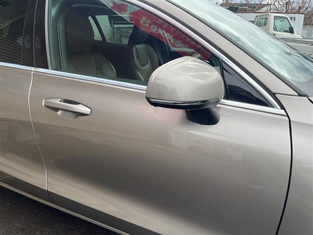 Ｖ６０ Ｔ５　インスクリプション　パイロットアシスト　アクティブクルコン　ハーマンカードンプレミアムオーディオ　マッサージ機能　シートヒーター　シートクーラー　前後純正ドライブレコーダー　ブラウンレザーシート　アラウンドビューモニター（33枚目）