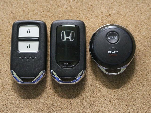 シャトル Ｇホンダセンシング　ギャザズメモリーナビ　リアカメラ　ＥＴＣ　アルミホイール（22枚目）