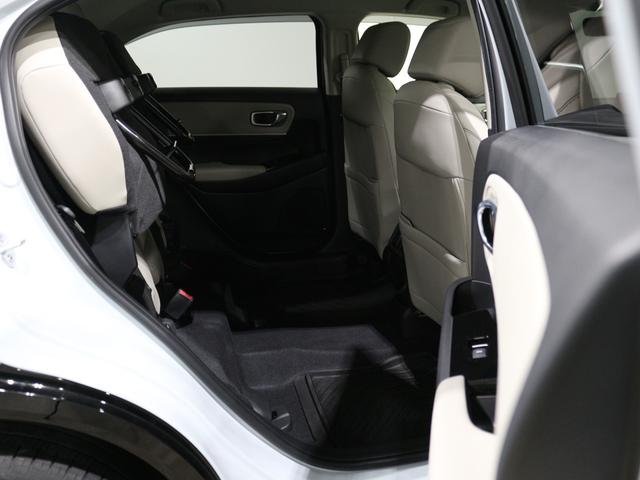 ヴェゼル e:HEVZ ギャザズメモリーナビ フルセグ DVD リアカメラ ETC シートヒーター LEDヘッドライト アルミホイール(11枚目)