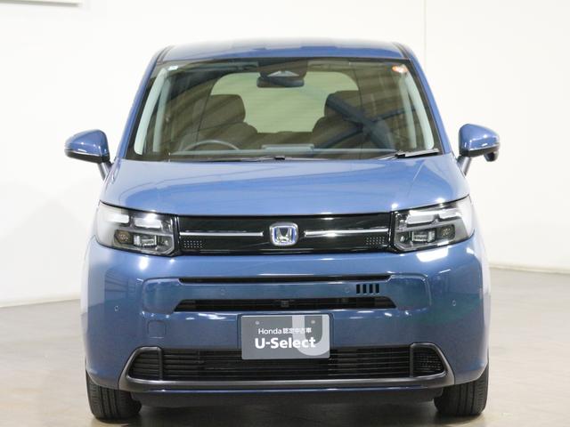 フリード e:HEVエアーEX ギャザズメモリーナビ フルセグ 全方位カメラ BSi シートヒーター 両側電動スライドドア LEDヘッドライト アルミホイール(3枚目)