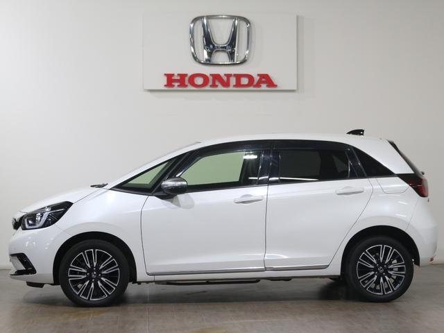 フィット e:HEVリュクス ギャザズメモリーナビ フルセグ DVD リアカメラ ETC ドラレコ シートヒーター LEDヘッドライト アルミホイール(4枚目)