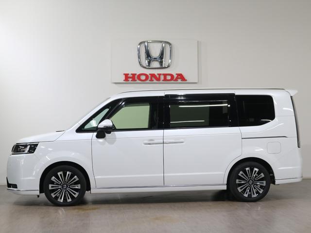 �{�f�B�J���[�̓v���`�i�z���C�g�p�[���ł��B