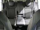 後部座席もゆったり座れます。