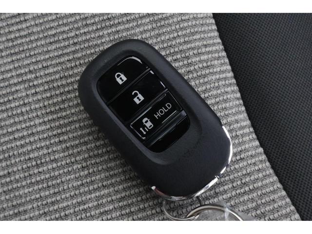 ベースグレード　両側スライド片側電動ドア　Ｈｏｎｄａ　ＳＥＮＳＩＮＧ　車検Ｒ９．１月　ＬＥＤヘッドライト　アイドリングストップ　クルーズコントロール　Ｐセンサー(14枚目)