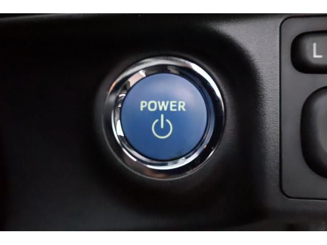 アクア クロスオーバー 純正ナビ フルセグTV バックカメラ セーフティセンス スマートキー レザーシート ルーフレール ETC 純正AW オートマチックハイビーム オートライト 盗難防止システム 衝突安全ボディ ABS(10枚目)