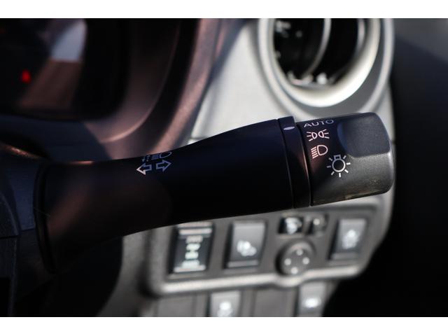 ノート ｅ－パワー　Ｘ　ＦＯＵＲ　Ｖセレクション　４ＷＤ　純正ナビ　フルセグＴＶ　アラウンドビュー　デジタルインナーミラー　エマージェンシブレーキ　ＬＥＤヘッドライト　ＥＴＣ　純正ＡＷ　プッシュスタート　インテリキー　オートライト　スマートキー（27枚目）