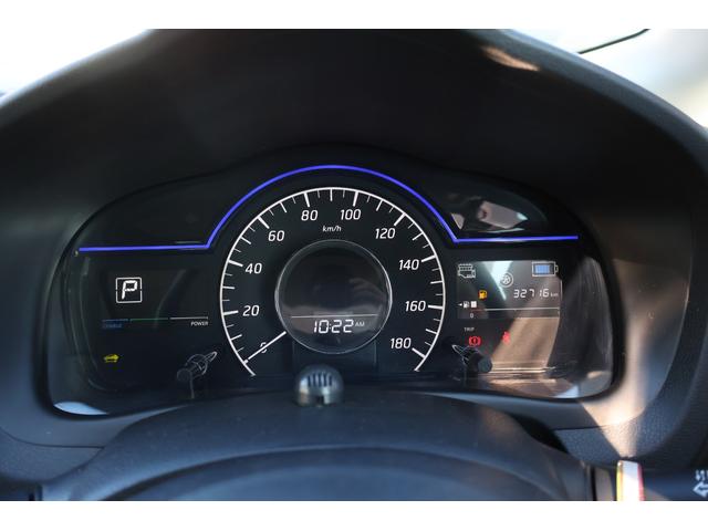 ノート ｅ－パワー　Ｘ　ＦＯＵＲ　Ｖセレクション　４ＷＤ　純正ナビ　フルセグＴＶ　アラウンドビュー　デジタルインナーミラー　エマージェンシブレーキ　ＬＥＤヘッドライト　ＥＴＣ　純正ＡＷ　プッシュスタート　インテリキー　オートライト　スマートキー（28枚目）