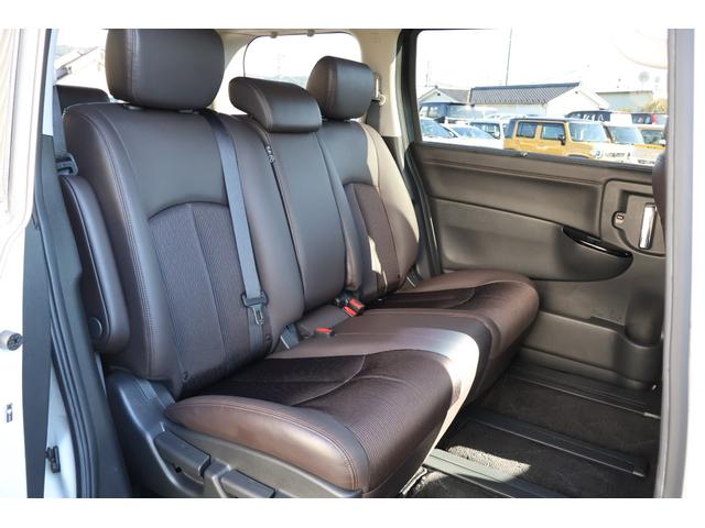 エルグランド ２５０ハイウェイスターＳ　４ＷＤ　レンタ歴　純正ナビ　両側電動スライドドア　バックカメラ　ＥＴＣ　ＬＥＤヘッドライト　レーダークルーズコントロール　純正アルミ　ハーフレザーシート（29枚目）