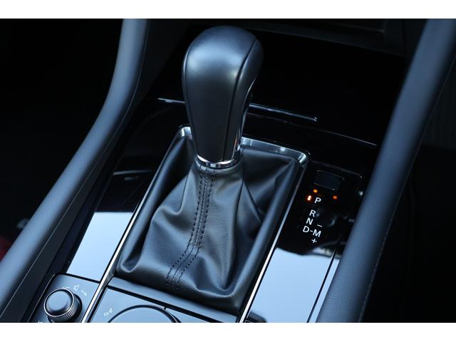 MAZDA3ファストバック XDバーガンディ セレクション 4WD ワンオーナー 純正ナビ フルセグTV 360°ビューモニター レッドレザーシート シートヒーター ステアヒーター ETC LEDヘッドライト スマートキー クリーンディーゼル(6枚目)