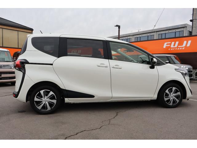 シエンタ ハイブリッドG クエロ 純正ナビ ハーフレザーシート パノラミックビューモニター ETC LEDヘッドライト 両側電動スライドドア 7人乗り フォグランプ TV クルーズコントロール オートマチックハイビーム オートライト(15枚目)