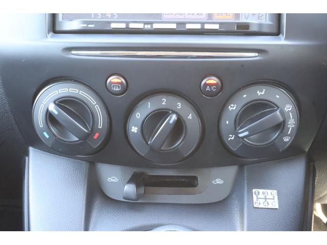 デミオ 13C 5速MT 純正ナビ TV キーレス 電動格納ドアミラー 衝突安全ボディ ABS CD エアコン パワーステアリング パワーウィンドウ(5枚目)