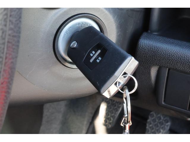 デミオ 13C 5速MT 純正ナビ TV キーレス 電動格納ドアミラー 衝突安全ボディ ABS CD エアコン パワーステアリング パワーウィンドウ(8枚目)