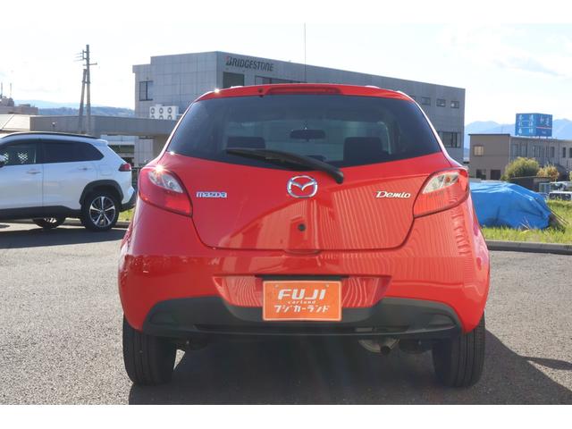 デミオ 13C 5速MT 純正ナビ TV キーレス 電動格納ドアミラー 衝突安全ボディ ABS CD エアコン パワーステアリング パワーウィンドウ(18枚目)