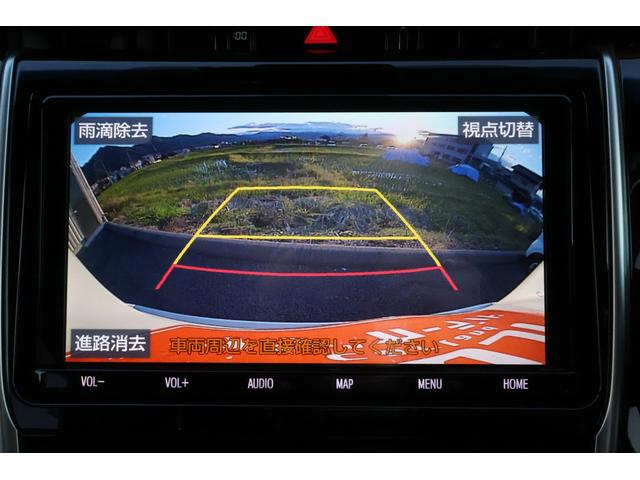 ハリアーハイブリッド プレミアム 4WD ワンオーナー 純正9インチナビ フルセグTV バックカメラ ETC2.0 トヨタセーフティセンス パワーバックドア ハーフレザー パワーシート LEDヘッドライト(4枚目)