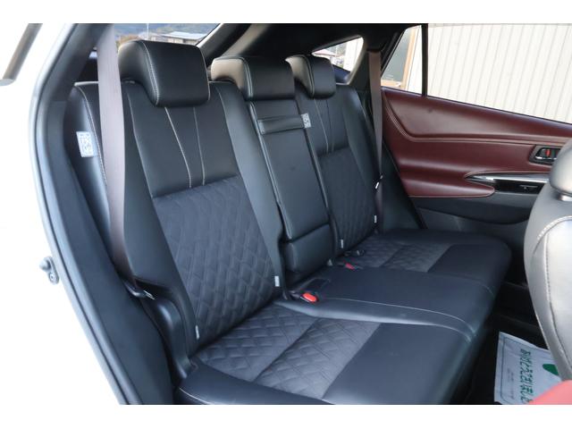 ハリアーハイブリッド プレミアム 4WD ワンオーナー 純正9インチナビ フルセグTV バックカメラ ETC2.0 トヨタセーフティセンス パワーバックドア ハーフレザー パワーシート LEDヘッドライト(32枚目)