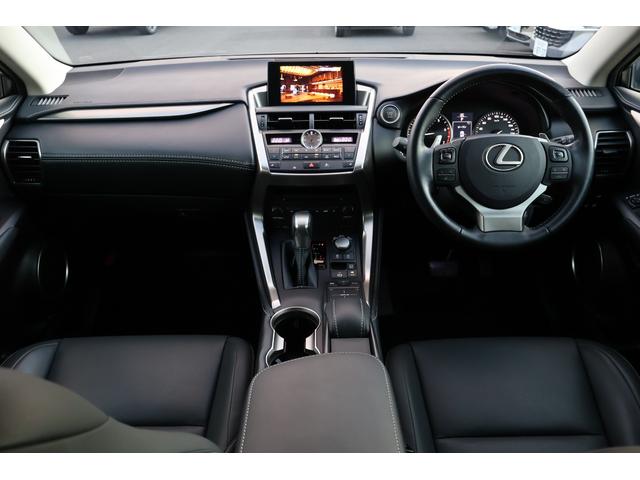 ＮＸ ＮＸ２００ｔ　Ｉパッケージ　４ＷＤ　純正ナビ　バックカメラ　フルセグＴＶ　ＥＴＣ　ブラックレザー　パワーシート　パワーバックドア　衝突被害軽減ブレーキ　ＬＥＤヘッドライト　スマートキー　バックカメラ　クルーズコントロール（2枚目）