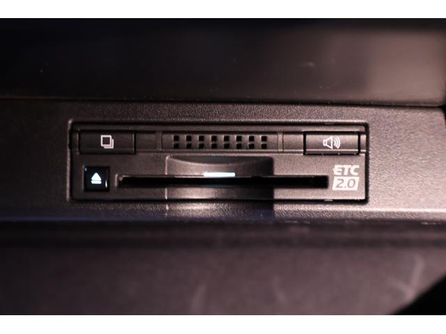 ＮＸ ＮＸ２００ｔ　Ｉパッケージ　４ＷＤ　純正ナビ　バックカメラ　フルセグＴＶ　ＥＴＣ　ブラックレザー　パワーシート　パワーバックドア　衝突被害軽減ブレーキ　ＬＥＤヘッドライト　スマートキー　バックカメラ　クルーズコントロール（6枚目）