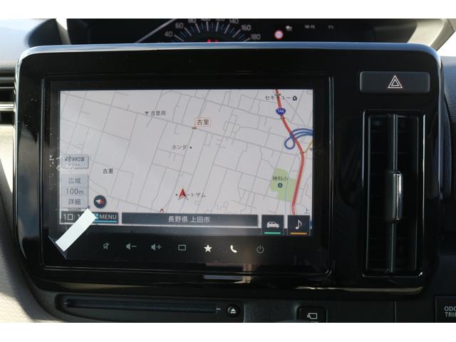 ソリオ ハイブリッドＭＧ　登録済未使用車　４ＷＤ　純正ナビ　全方位モニター　クルーズコントロール　スズキセーフティーサポート　フルセグＴＶ　両側スライド・片側電動　クルーズコントロール　オートライト　スマートキー（4枚目）