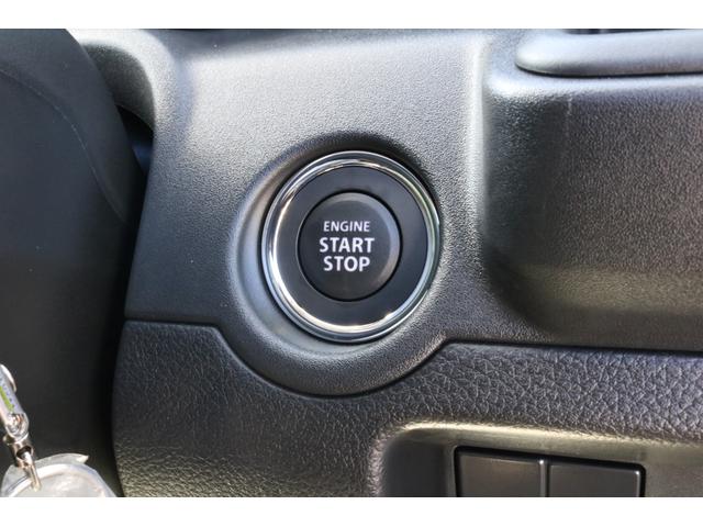 ソリオ ハイブリッドＭＧ　登録済未使用車　４ＷＤ　純正ナビ　全方位モニター　クルーズコントロール　スズキセーフティーサポート　フルセグＴＶ　両側スライド・片側電動　クルーズコントロール　オートライト　スマートキー（8枚目）