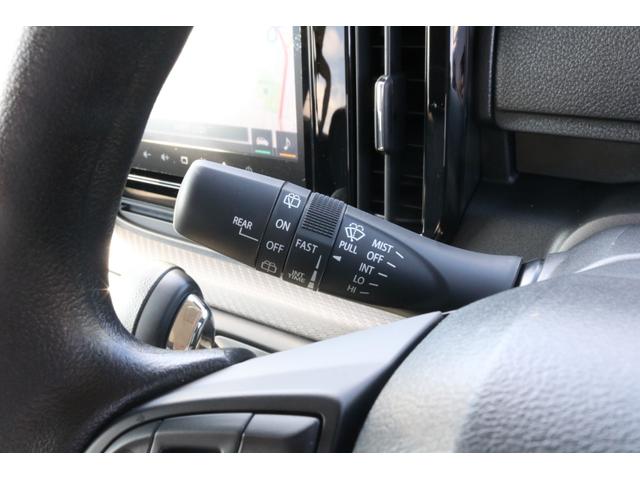 ソリオ ハイブリッドＭＧ　登録済未使用車　４ＷＤ　純正ナビ　全方位モニター　クルーズコントロール　スズキセーフティーサポート　フルセグＴＶ　両側スライド・片側電動　クルーズコントロール　オートライト　スマートキー（10枚目）