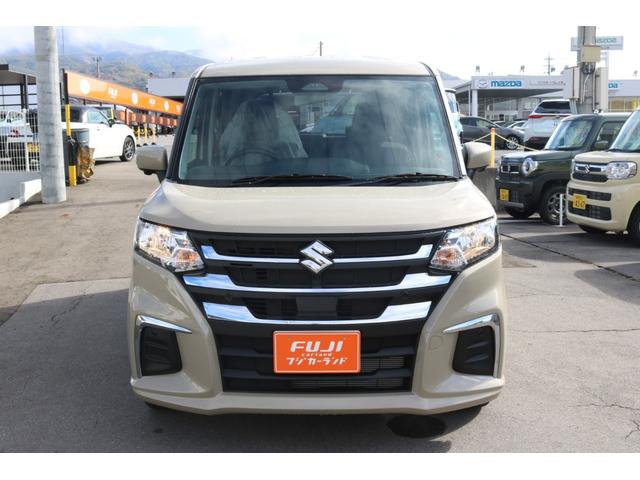 ソリオ ハイブリッドＭＧ　登録済未使用車　４ＷＤ　純正ナビ　全方位モニター　クルーズコントロール　スズキセーフティーサポート　フルセグＴＶ　両側スライド・片側電動　クルーズコントロール　オートライト　スマートキー（13枚目）