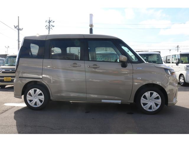 ソリオ ハイブリッドＭＧ　登録済未使用車　４ＷＤ　純正ナビ　全方位モニター　クルーズコントロール　スズキセーフティーサポート　フルセグＴＶ　両側スライド・片側電動　クルーズコントロール　オートライト　スマートキー（15枚目）