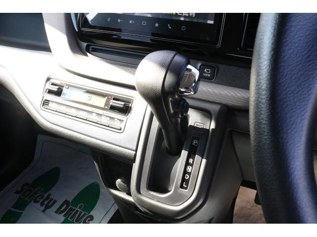 ソリオ ハイブリッドＭＧ　登録済未使用車　４ＷＤ　純正ナビ　全方位モニター　クルーズコントロール　スズキセーフティーサポート　フルセグＴＶ　両側スライド・片側電動　クルーズコントロール　オートライト　スマートキー（27枚目）