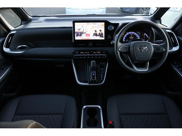 毎回座るフロントシート。運転席は必ず使用する部分ですので、座り心地が重要です！