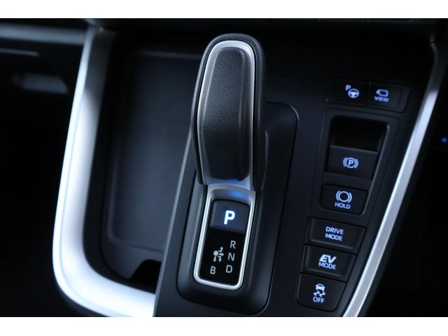 発進時や後退時に必ず操作するレバーです。操作のしやすさが肝になってきます。ぜひ一度体感してください。