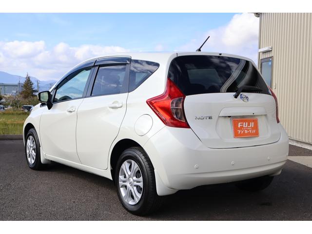 ノート Ｘ　ＦＯＵＲ　４ＷＤ　純正ナビ　アラウンドビューモニター　フルセグＴＶ　エマージェンシブレーキ　インテリジェントキー　プッシュスタート　フォグランプ（17枚目）