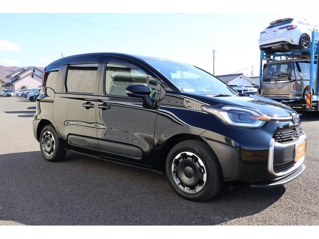 シエンタ ハイブリッドＺ　４ＷＤ　１０．５ディスプレイオーディオナビ　パノラミックビューモニター　フルセグＴＶ　フリップダウンモニター　セーフティセンス　ＥＴＣ　ＬＥＤヘッドライト　両側パワースライドドア（13枚目）