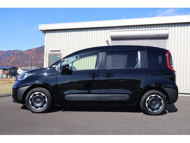 シエンタ ハイブリッドＺ　４ＷＤ　１０．５ディスプレイオーディオナビ　パノラミックビューモニター　フルセグＴＶ　フリップダウンモニター　セーフティセンス　ＥＴＣ　ＬＥＤヘッドライト　両側パワースライドドア（17枚目）