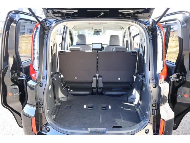 シエンタ ハイブリッドＺ　４ＷＤ　１０．５ディスプレイオーディオナビ　パノラミックビューモニター　フルセグＴＶ　フリップダウンモニター　セーフティセンス　ＥＴＣ　ＬＥＤヘッドライト　両側パワースライドドア（21枚目）