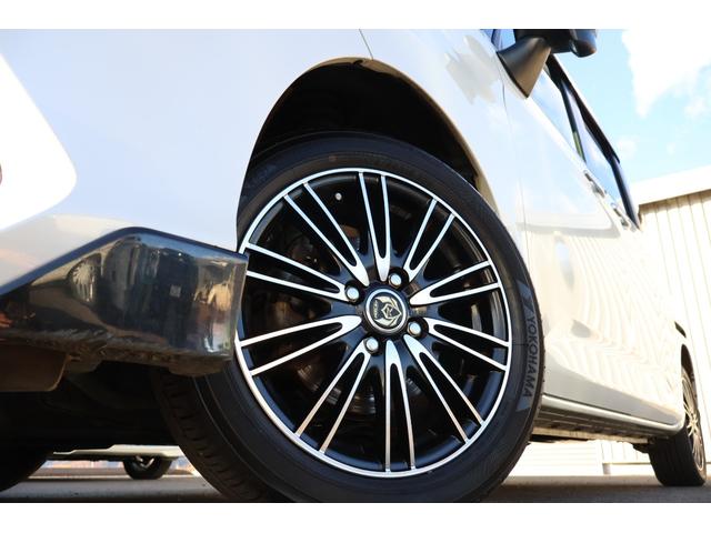 タンク カスタムＧ　Ｓ　ワンオーナー　４ＷＤ　純正９インチナビ　バックカメラ　クルコン　両側電動スライドドア　シートヒーター　ＥＴＣ（18枚目）