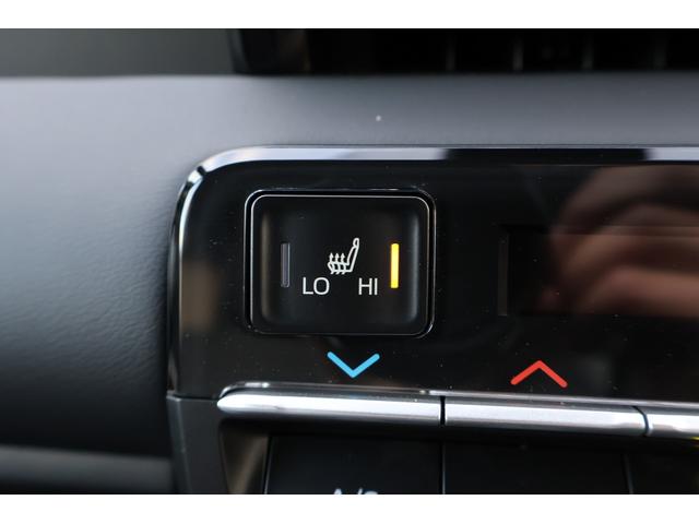 ヴォクシー Ｓ－Ｇ　登録済未使用車　４ＷＤ　純正１０．５ナビ　全方位モニター　フルセグＴＶ　両側パワスラ　ユニバーサルステップ　リアフリップダウン　チームメイトアドバンストパーク　快適利便ＭＩＤ　ＥＴＣ　シートヒーター（32枚目）