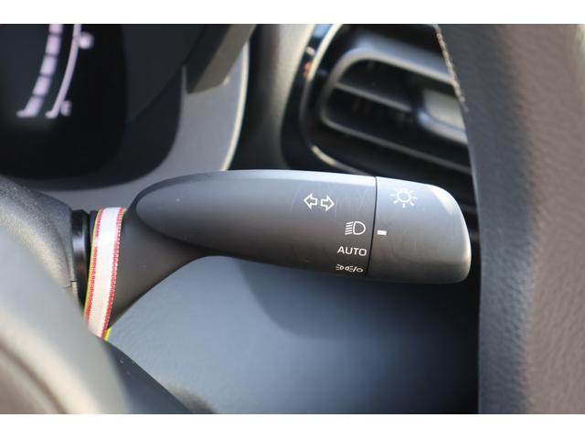 ヤリス ハイブリッドG 4WD 純正ナビ パノラミックビューモニター LEDヘッドライト ETC TV レーダークルーズコントロール(11枚目)