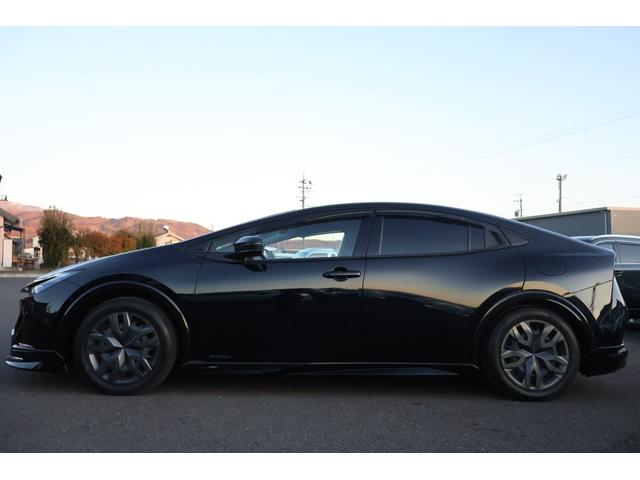 プリウス Z ワンオーナー モデリスタエアロ デジタルインナーミラー パワーバックドア パノラミックビューモニター ETC シートベンチレーション シート・ステアヒーター(16枚目)