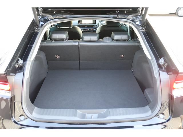 プリウス Z ワンオーナー モデリスタエアロ デジタルインナーミラー パワーバックドア パノラミックビューモニター ETC シートベンチレーション シート・ステアヒーター(19枚目)