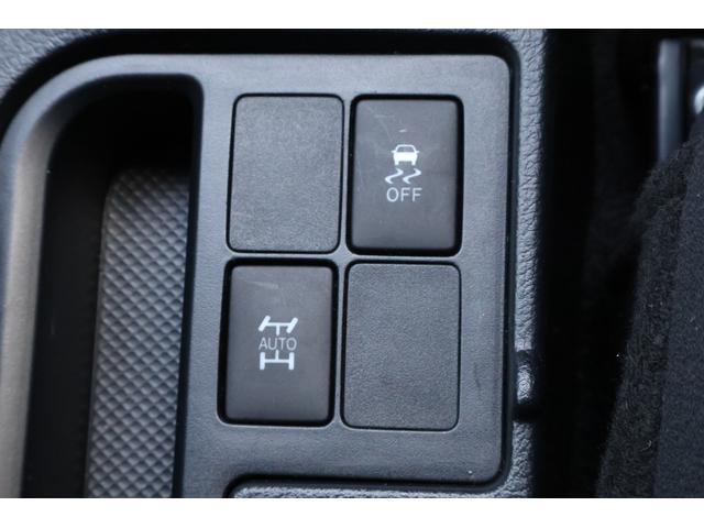 ヴィッツ Ｆ　ワンオーナー　４ＷＤ　ＥＴＣ　ナビ　ＴＶ　アルミホイール　キーレスエントリー　電動格納ミラー　ＣＶＴ　衝突安全ボディ　ＡＢＳ　ＥＳＣ　ＣＤ　ＤＶＤ再生　ＵＳＢ　エアコン　パワーステアリング（11枚目）